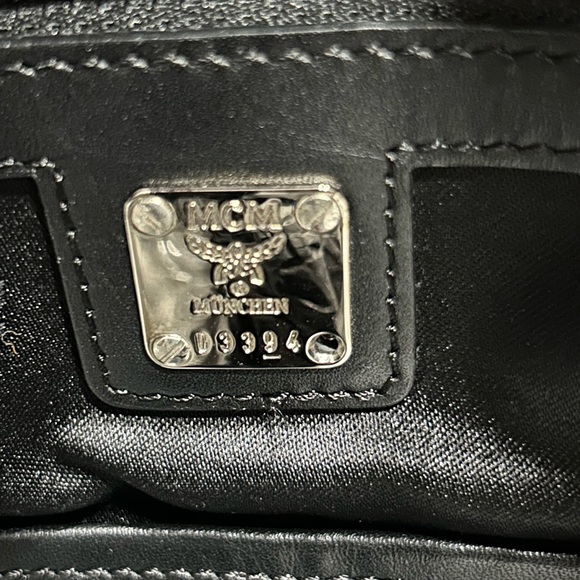 MCM Authentic Large Visetos Monogram Leather Lion Princess Tote Bag - Picture 8 of 9